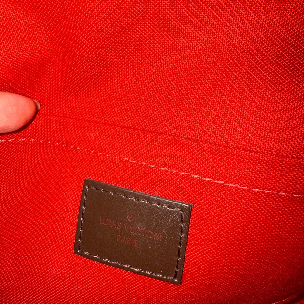 Louis Vuitton Damier Favourite “PM” the smaller version than the MM - Picture 4 of 10